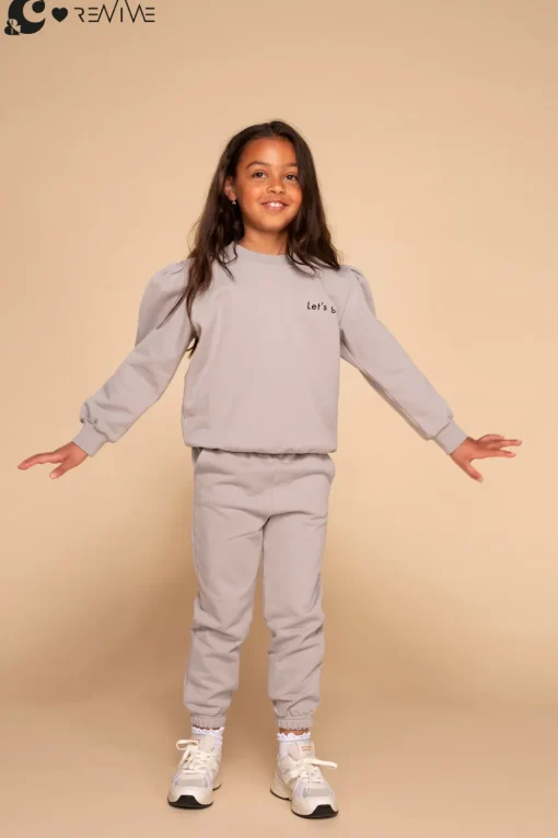 &C X Revive | Kids Joggingset Girl | Grijs | Let'S Go